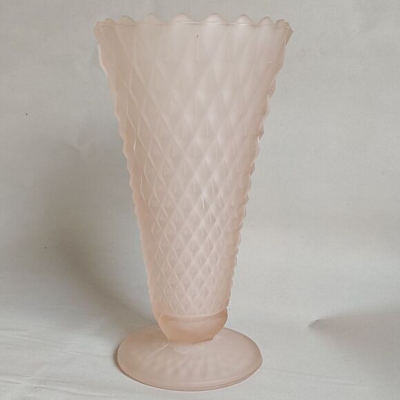Vintage Indiana Glass Diamond Point Frosted Pink Satin Glass Vase 8" Depression - Picture 2 of 7